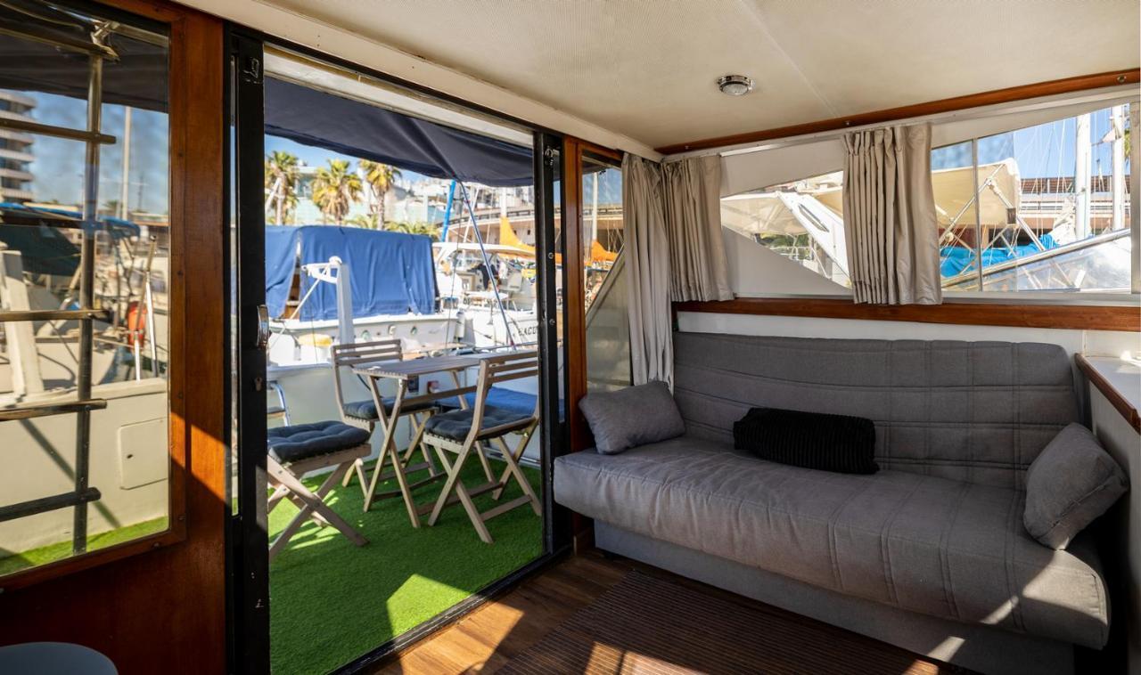 圣阿德里安-德贝索斯 Spacious And Charming Boat In Port Forum酒店 外观 照片